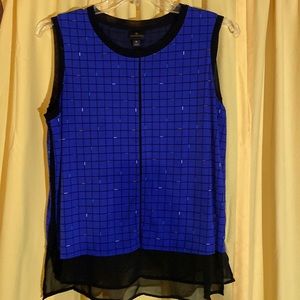 Women’s top. Black/blue like new. XL